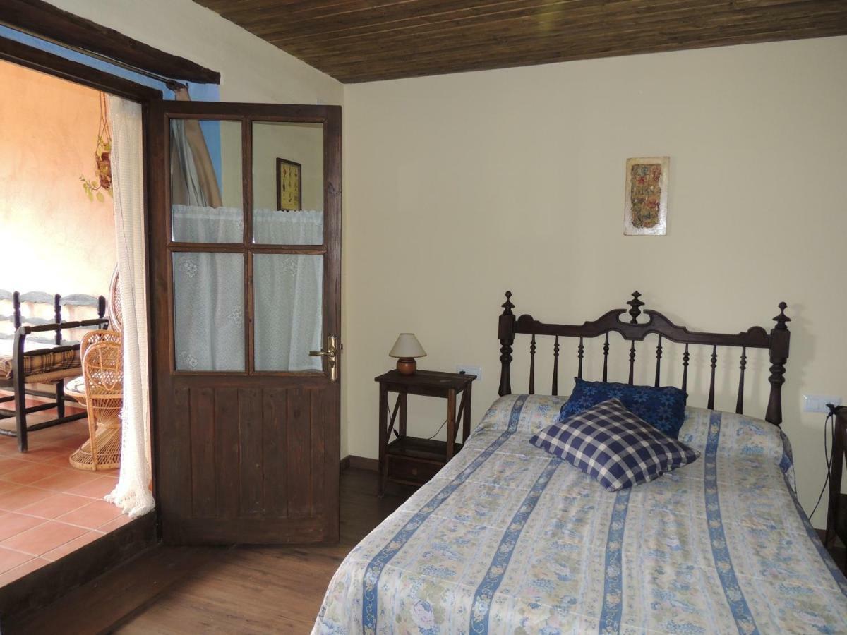 El Molí d'en Solà-Allotjaments rurals La Vall de Bianya Esterno foto